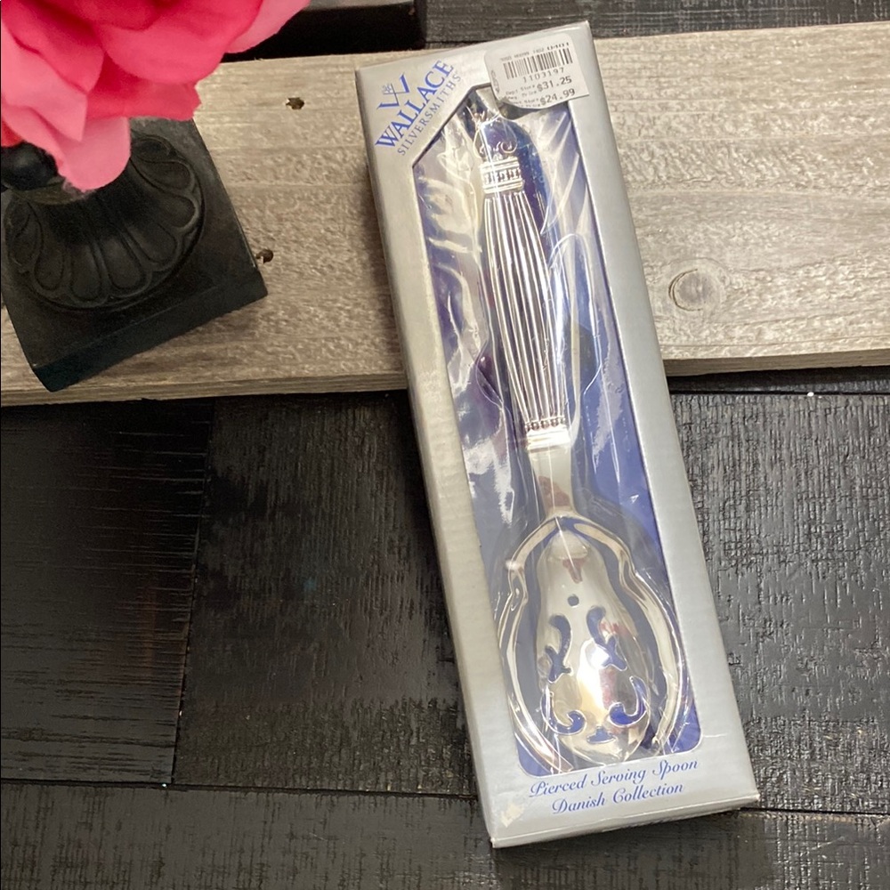 Wallace Silversmiths Silver Plated Pierced Serving Spoon!